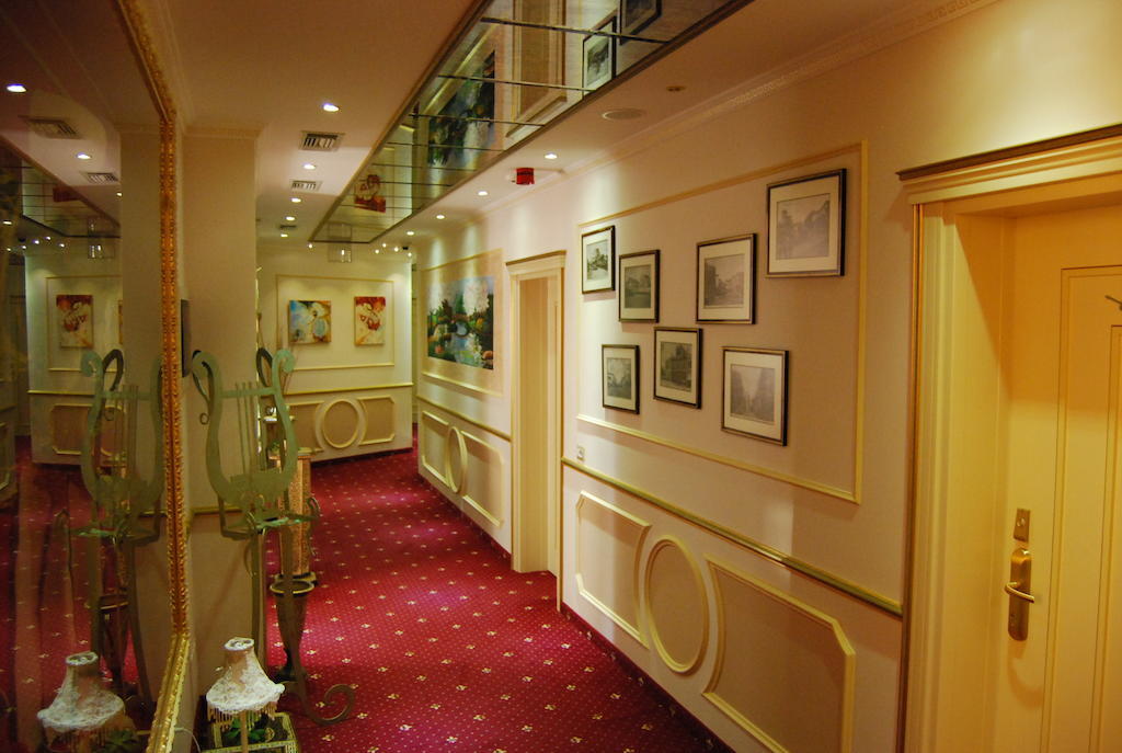 2 Kitarrat Boutique Hotel & Spa Durres Exterior photo