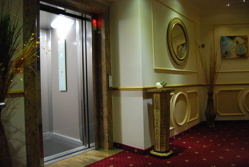 2 Kitarrat Boutique Hotel & Spa Durres Exterior photo